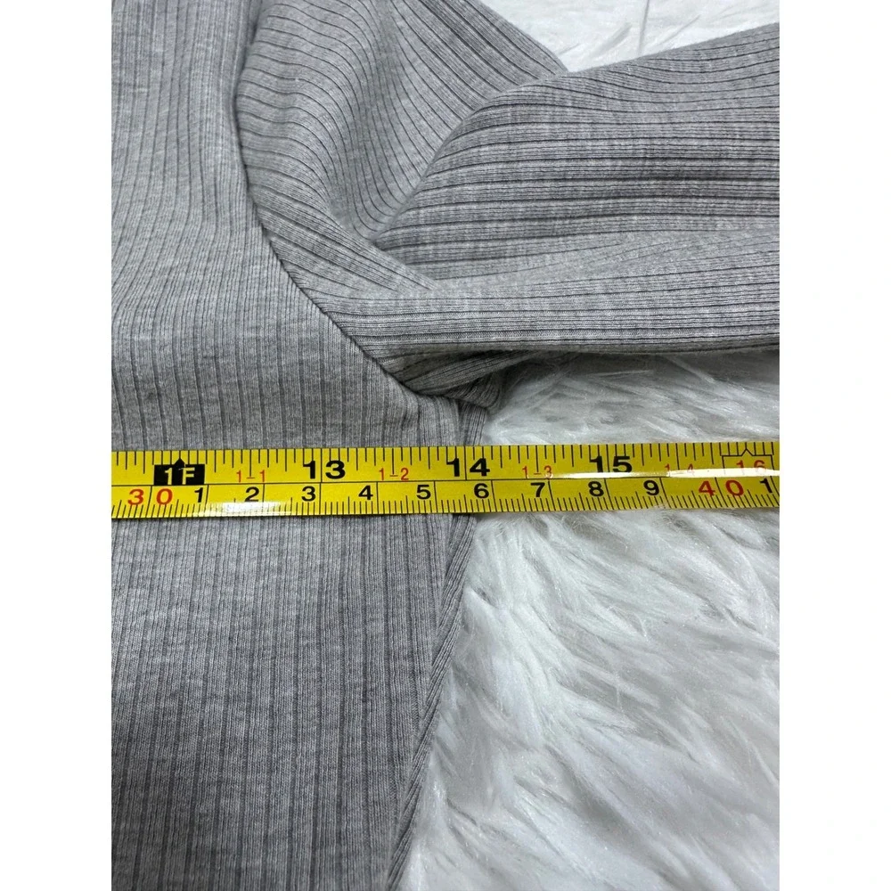 Alo Yoga Ribbed Defined‎ Long Sleeve Bra *Heather Grey Size Small